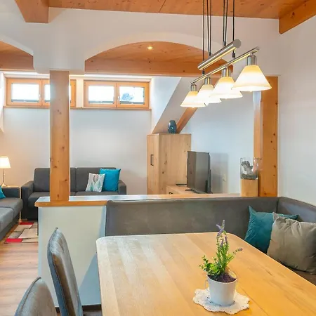 Apartment Moderne Ferienwohnunggrossarl